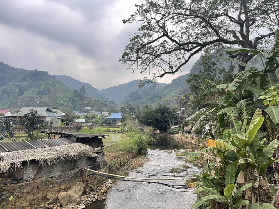 Half-Day Light Cycling: Cultural Experience in Lao Chải & Tả Van Valley